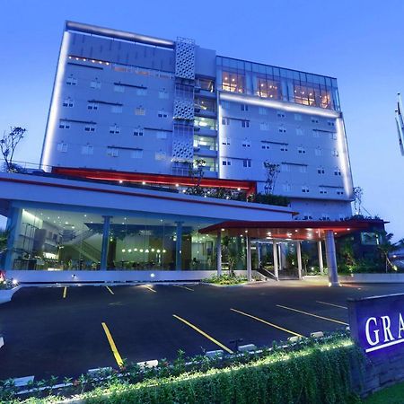 Grand Cordela Hotel Bandung Exterior foto